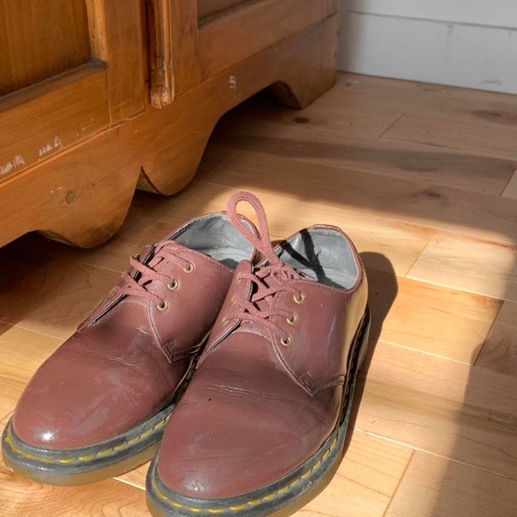 Dr Martens Burgundy Brown Shoes - Picture 4 of 6